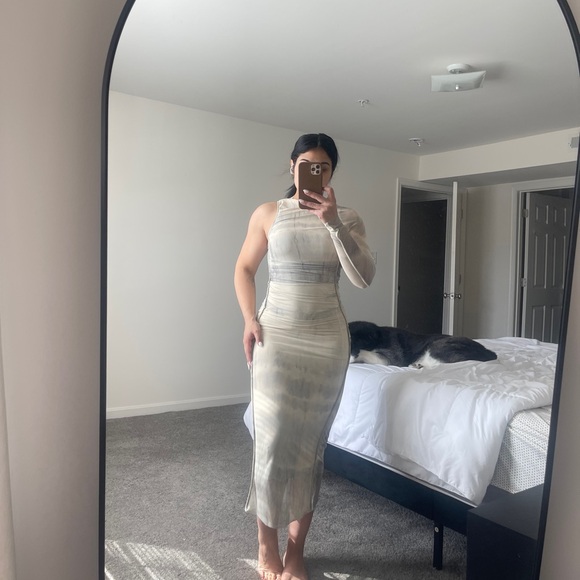 Zara dress - Picture 1 of 4